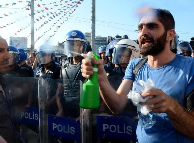 Taksim'de eylemcilere müdahale