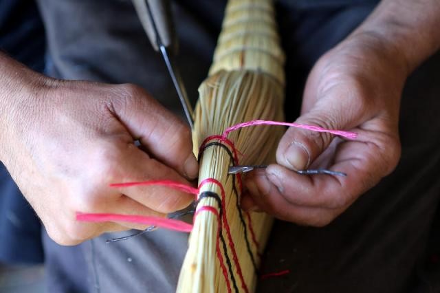 Elektrik süpürgesinin bitirdiği el zanaatı: Süpürgecilik