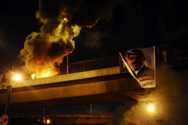 Mısır'da göstericilere polis müdahalesi