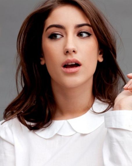 İşte Hazal Kaya'nın yeni dizisinden ilk kareler