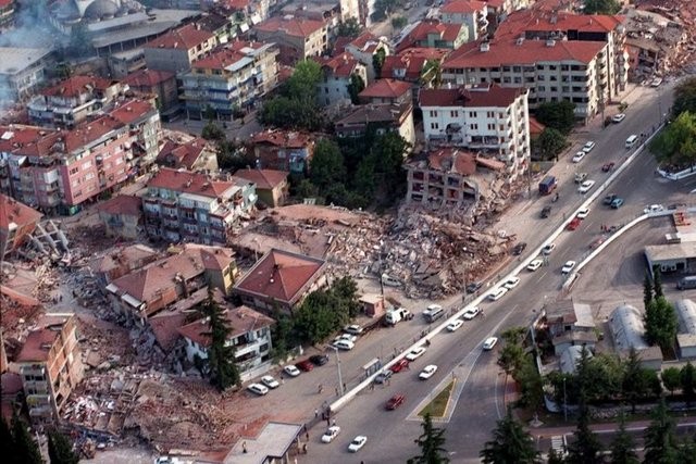 Enkazdan çıkan ikinci hayatlar