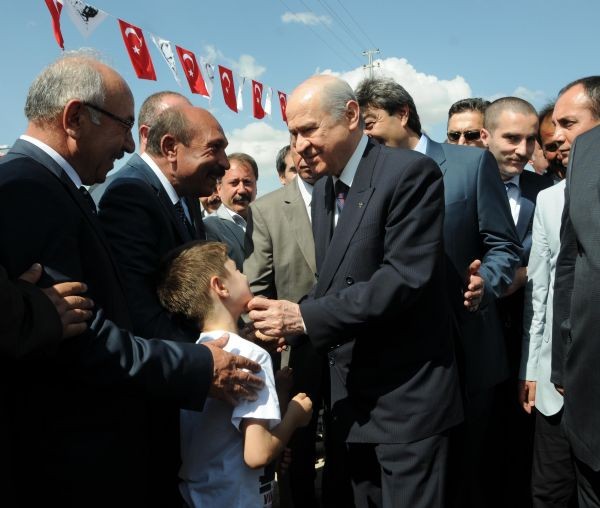 MHP lideri Bahçeli, Türklük Anıtı'nda