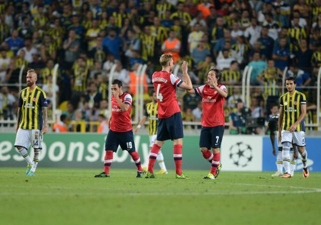 Fenerbahçe - Arsenal maçından kareler