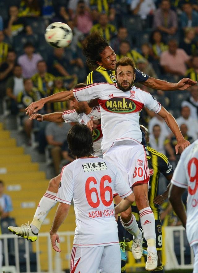 Fenerbahçe-Sivasspor maçından kareler