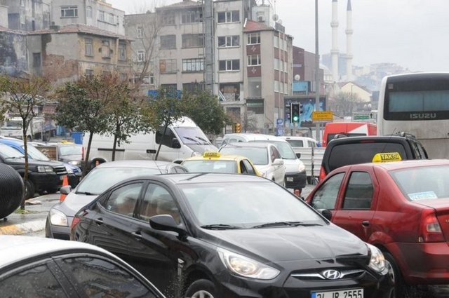 Taksim'de tabela komedisi!