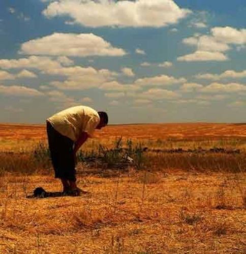 Namazlarını ne olursa olsun kaçırmayanlar