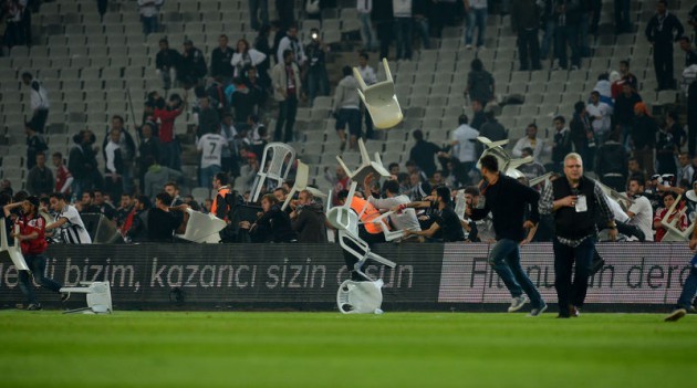 Ünlülerin derbi yorumları