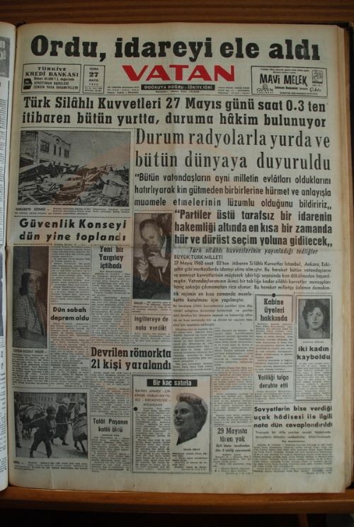 27 Mayıs Darbesi'nin gazete manşetleri