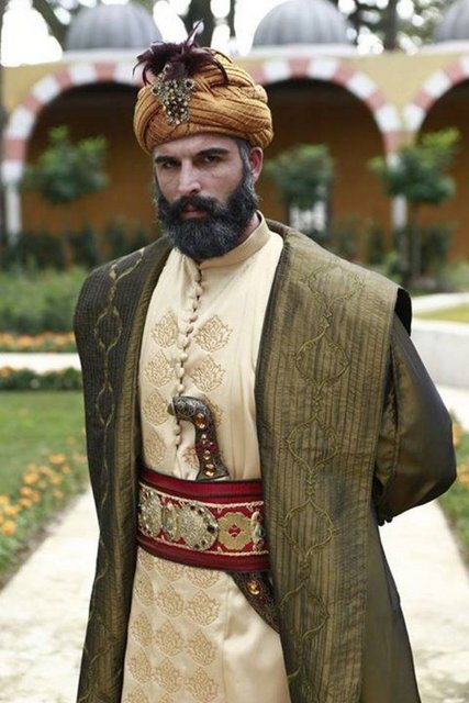 Fatih kelle aldı