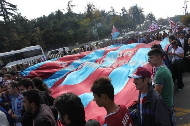 TFF binasına saldırı