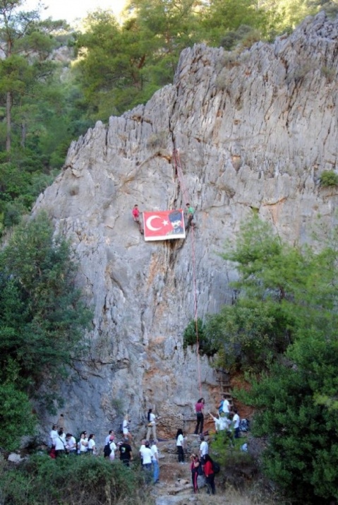 Tüm yurttan ilginç bayram manzaraları