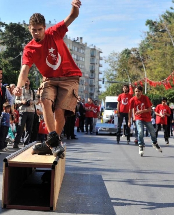 Tüm yurttan ilginç bayram manzaraları