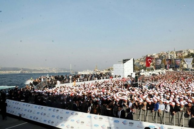 Marmaray hizmete açıldı