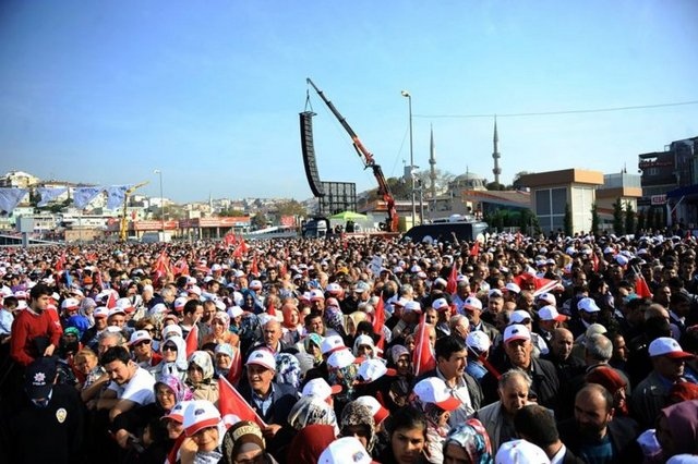 Marmaray hizmete açıldı