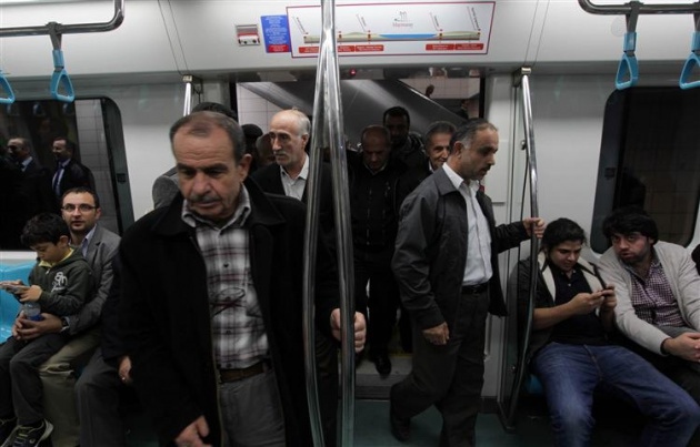 İstanbullulardan Marmaray'a yoğun ilgi