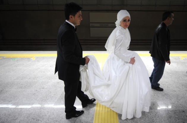 Marmaray'da düğün fotoğrafı