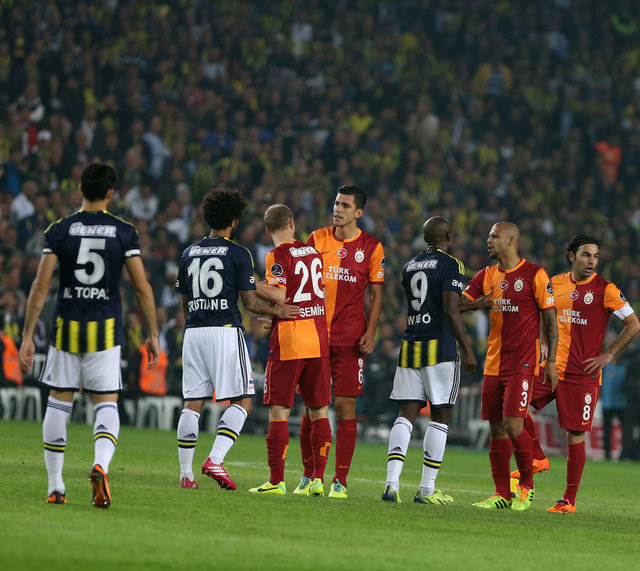 Fenerbahçe-Galatasaray maçından enstanteneler