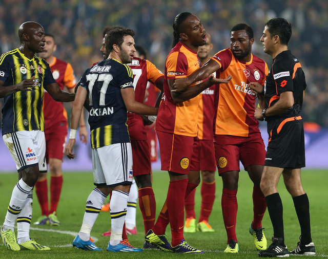 Fenerbahçe-Galatasaray maçından enstanteneler