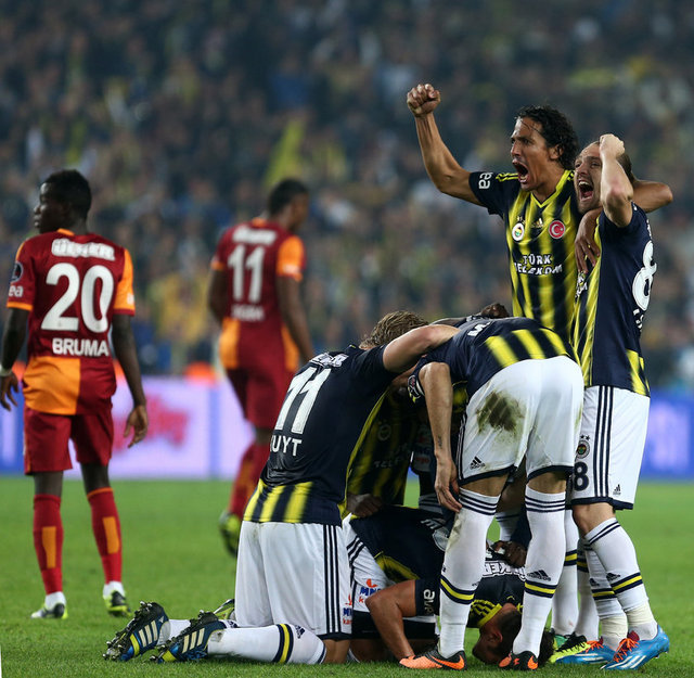 Fenerbahçe-Galatasaray maçından enstanteneler