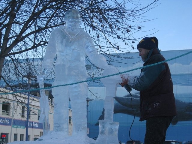 Sanat buz tuttu!