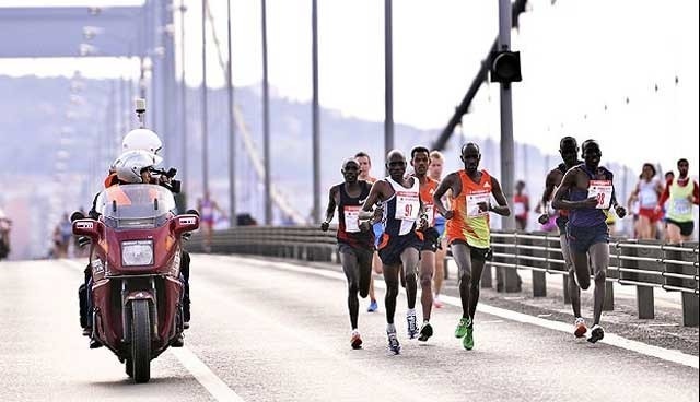 Maraton ve halk koşusuna yoğun ilgi