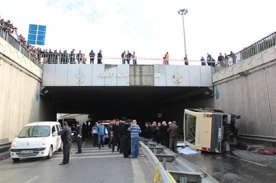 İstanbul'da minibüs kazası