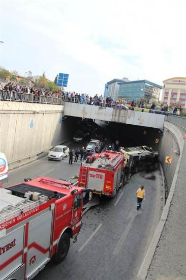 İstanbul'da minibüs kazası