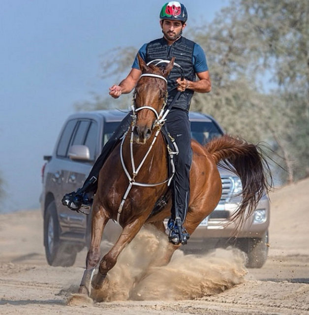 Dubai Prensi'nin çılgın fotoğrafları