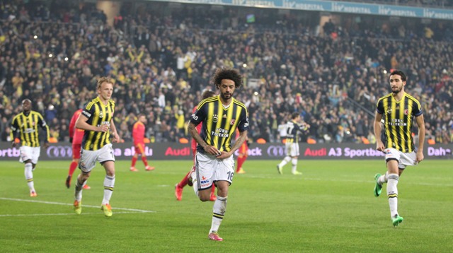 Fenerbahçe sarı-kırmızıyı görünce dayanamıyor