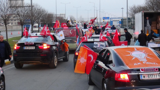 "Milli İradeye Saygı Konvoyu" Türkiye'de