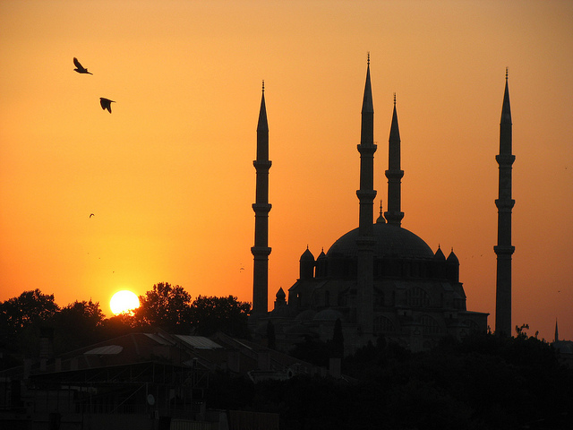 Mevlid Kandili'nde nasıl dua edilmeli?