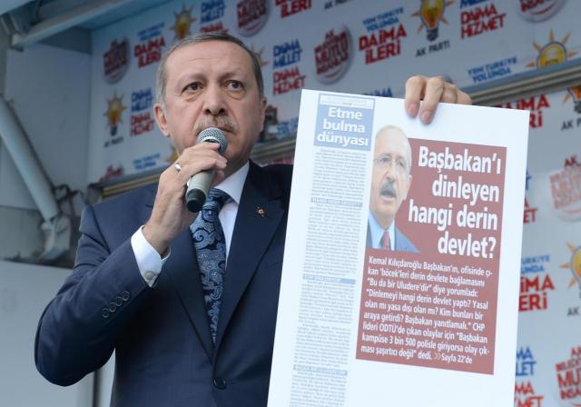 Başbakan Erdoğan'a bayraklı çoşku seli