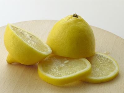 Limonun 25 faydası!