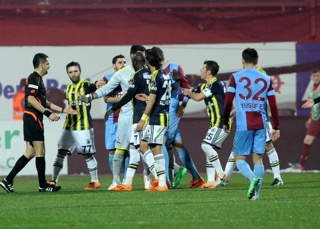 Olaylı Trabzonspor - Fenerbahçe maçı