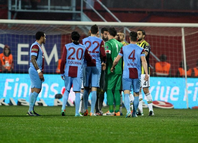 Olaylı Trabzonspor - Fenerbahçe maçı