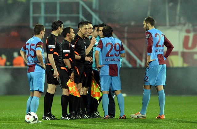 Olaylı Trabzonspor - Fenerbahçe maçı