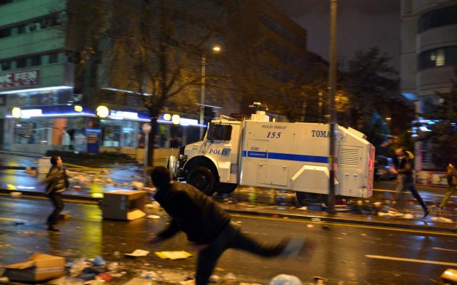 Berkin Elvan'ın ölümü protesto edildi