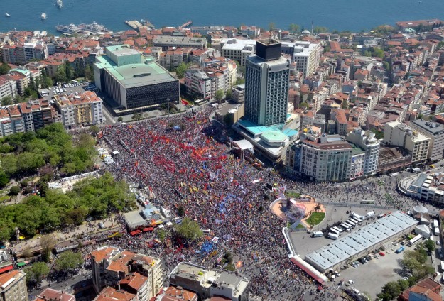 İstanbul'da 1 Mayıs kutlamaları