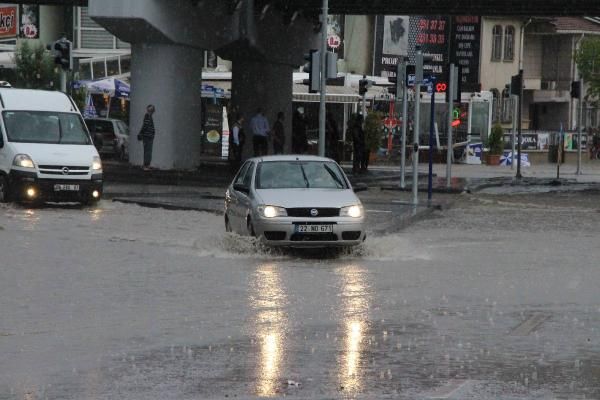 Ankara'yı sel aldı!