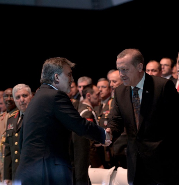 'Erdoğan ve Gül Atak'ta'