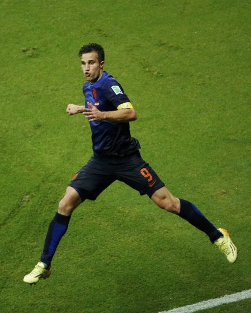 Van Persie attı sosyal medya yıkıldı!