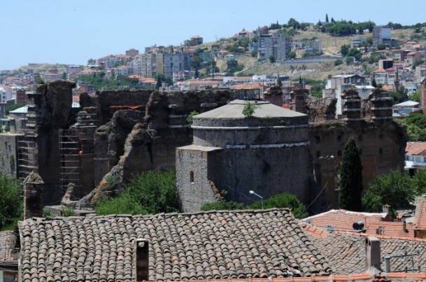 Bergama Dünya Mirası Listesi'nde (İlklerin kenti )