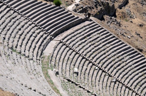 Bergama Dünya Mirası Listesi'nde (İlklerin kenti )