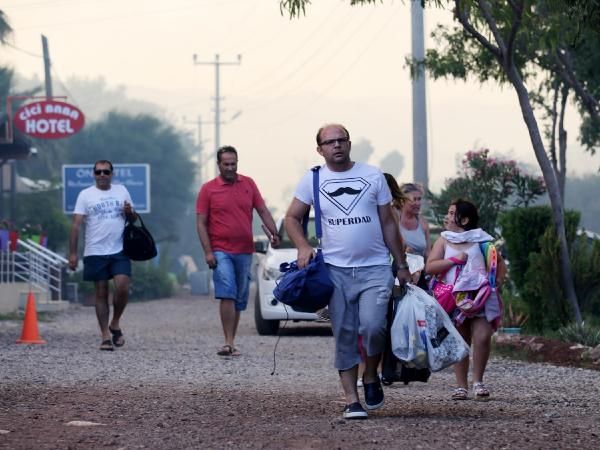 Turizm cenneti alev alev yandı!