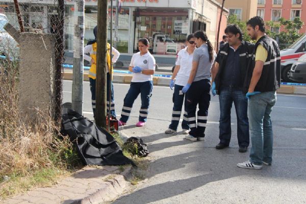 Ağzına silahı dayayıp ateş etti!