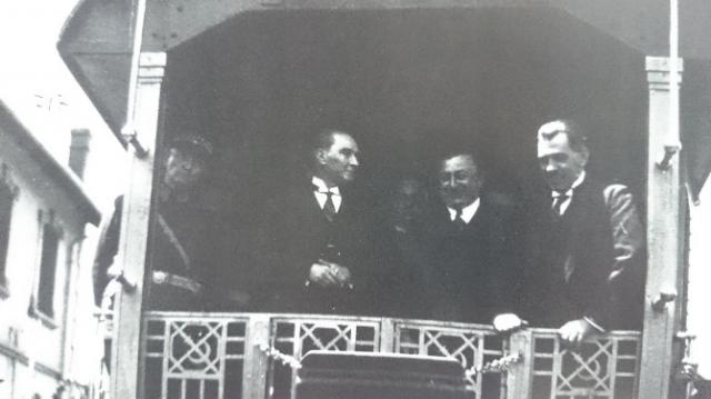 Atatürk’ün daha önce hiç görülmemiş fotoğrafları