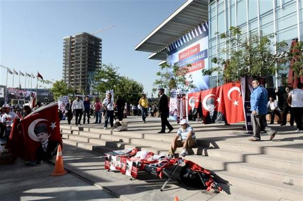 CHP'nin 18. Olağanüstü Kurultayı'ndan kareler