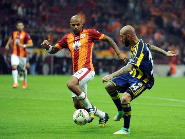 Galatasaray-Fenerbahçe derbisinden kareler