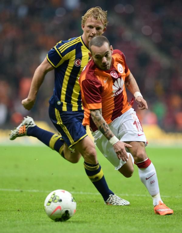 Galatasaray-Fenerbahçe derbisinden kareler