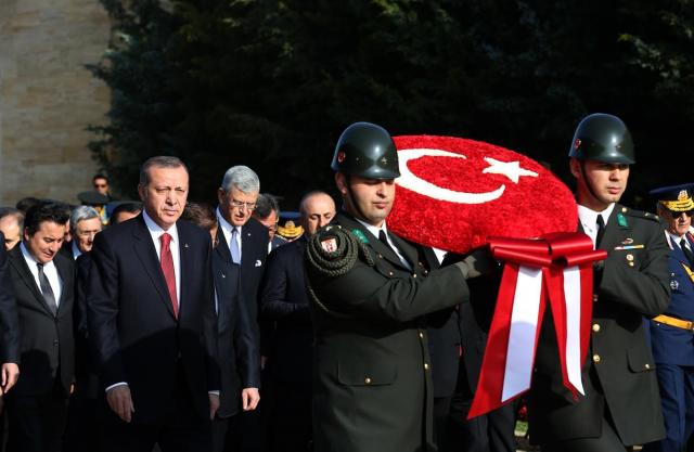 Devletin zirvesi Anıtkabir'de